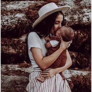 Meet your Posher, Casey